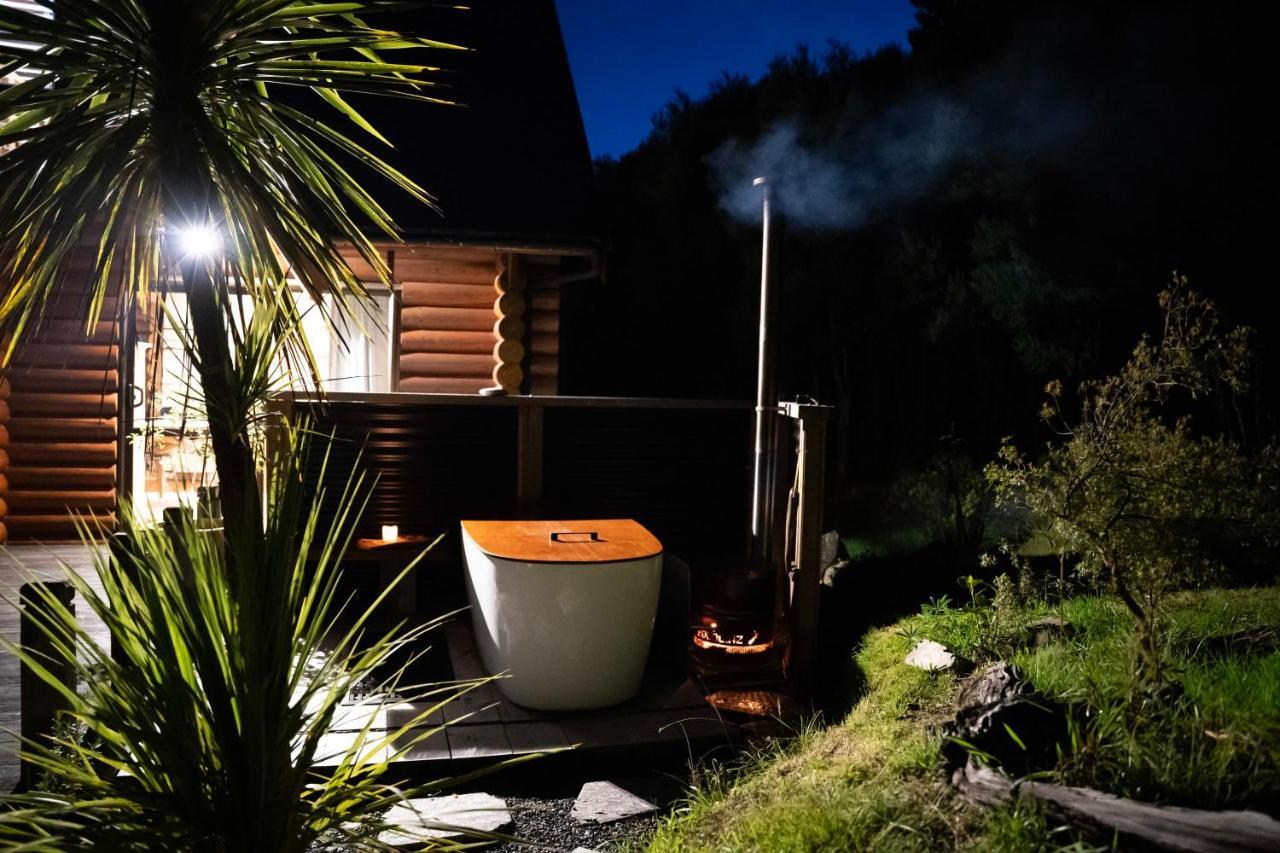Totara Lodge - Unwind, Relax & Enjoy - Mt Lyford Exterior foto